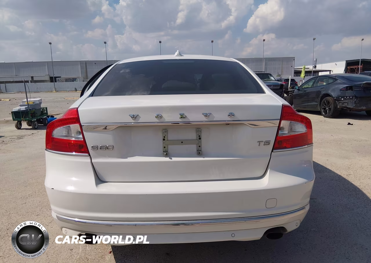 2015 Volvo S80 T5 Platinum VIN:YV140MAD3F1182316 - 16