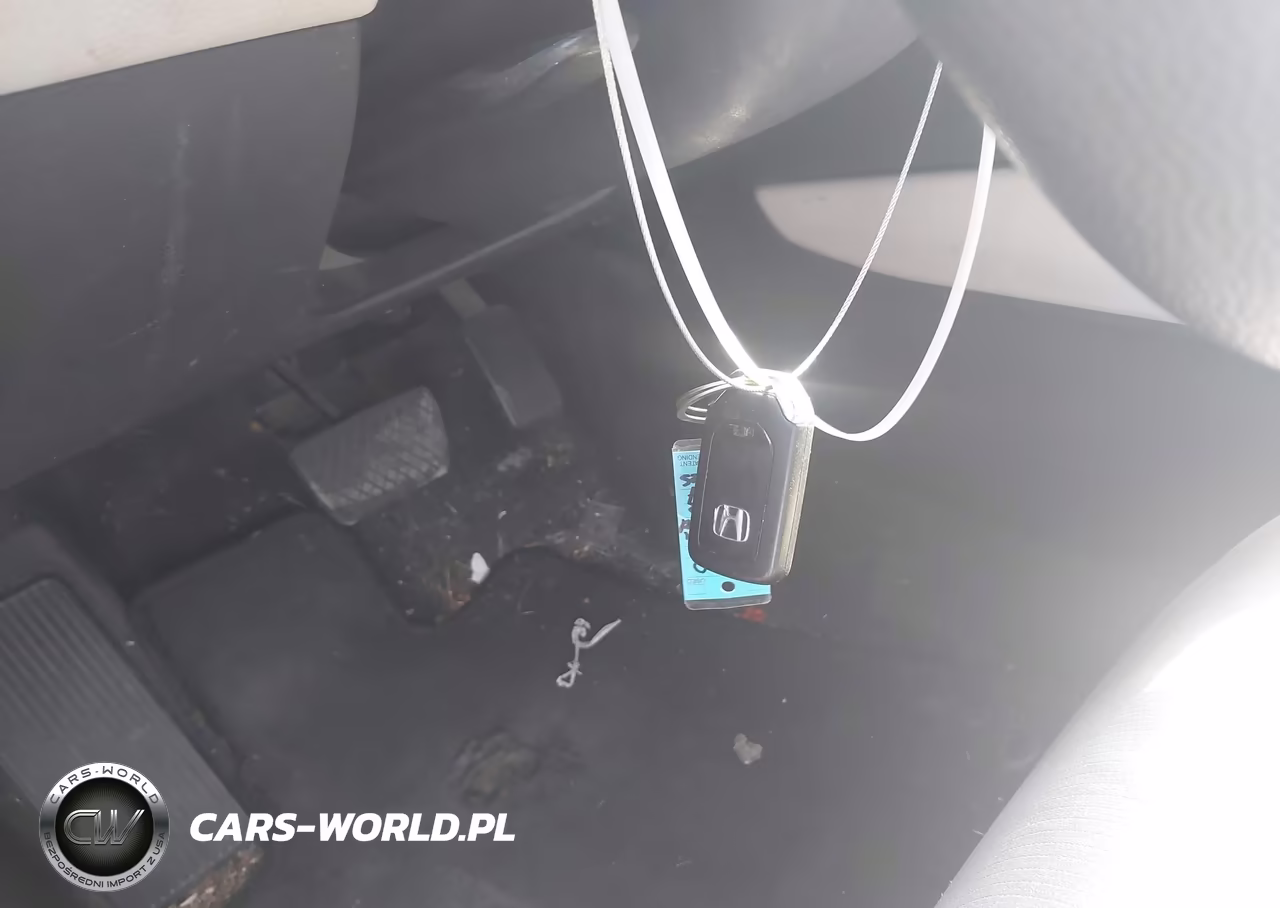 2018 Honda Accord Lx VIN:1HGCV1F16JA110861 - 11