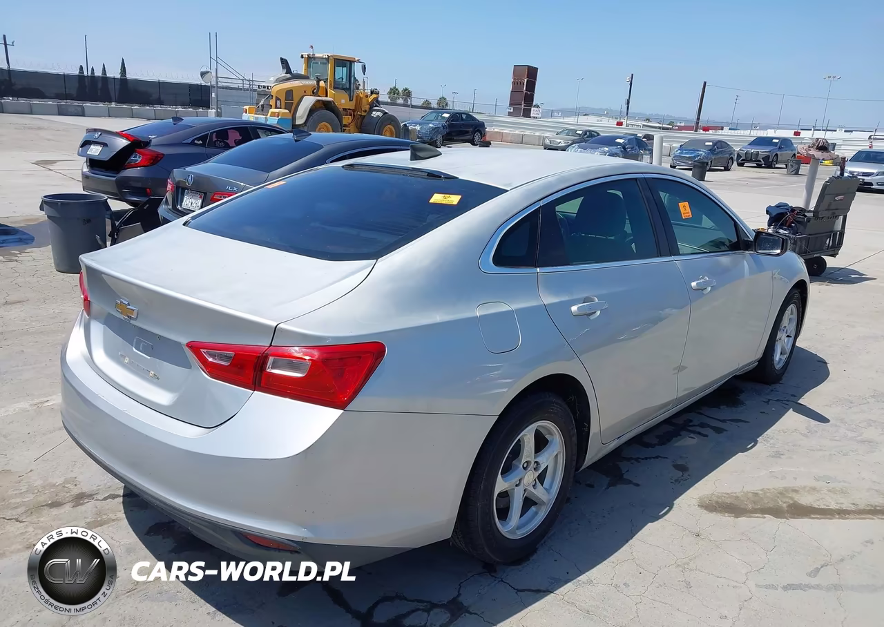2016 Chevrolet Malibu Ls VIN:1G1ZB5ST0GF297437 - 4