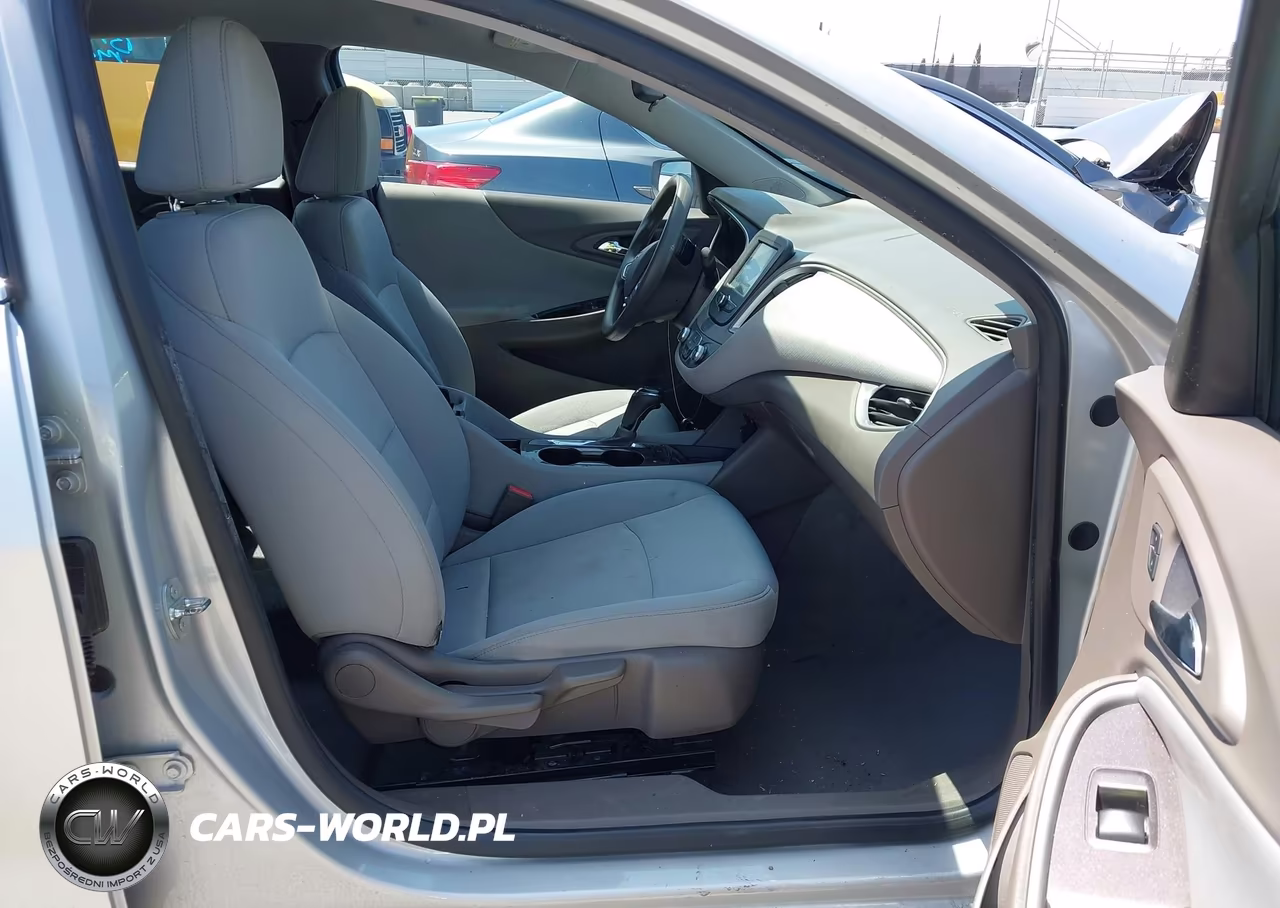 2016 Chevrolet Malibu Ls VIN:1G1ZB5ST0GF297437 - 5