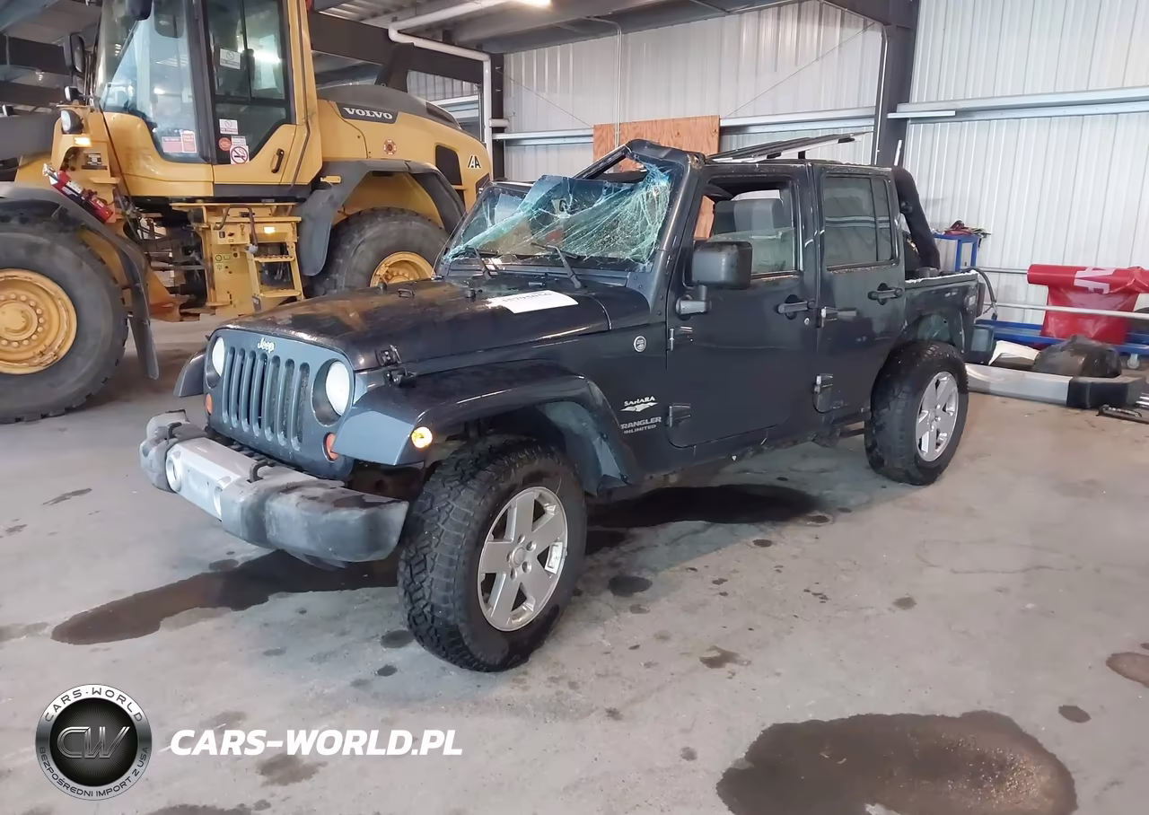 2008 Jeep Wrangler Unlimited Sahara VIN:1J4GA591X8L502488 - 2