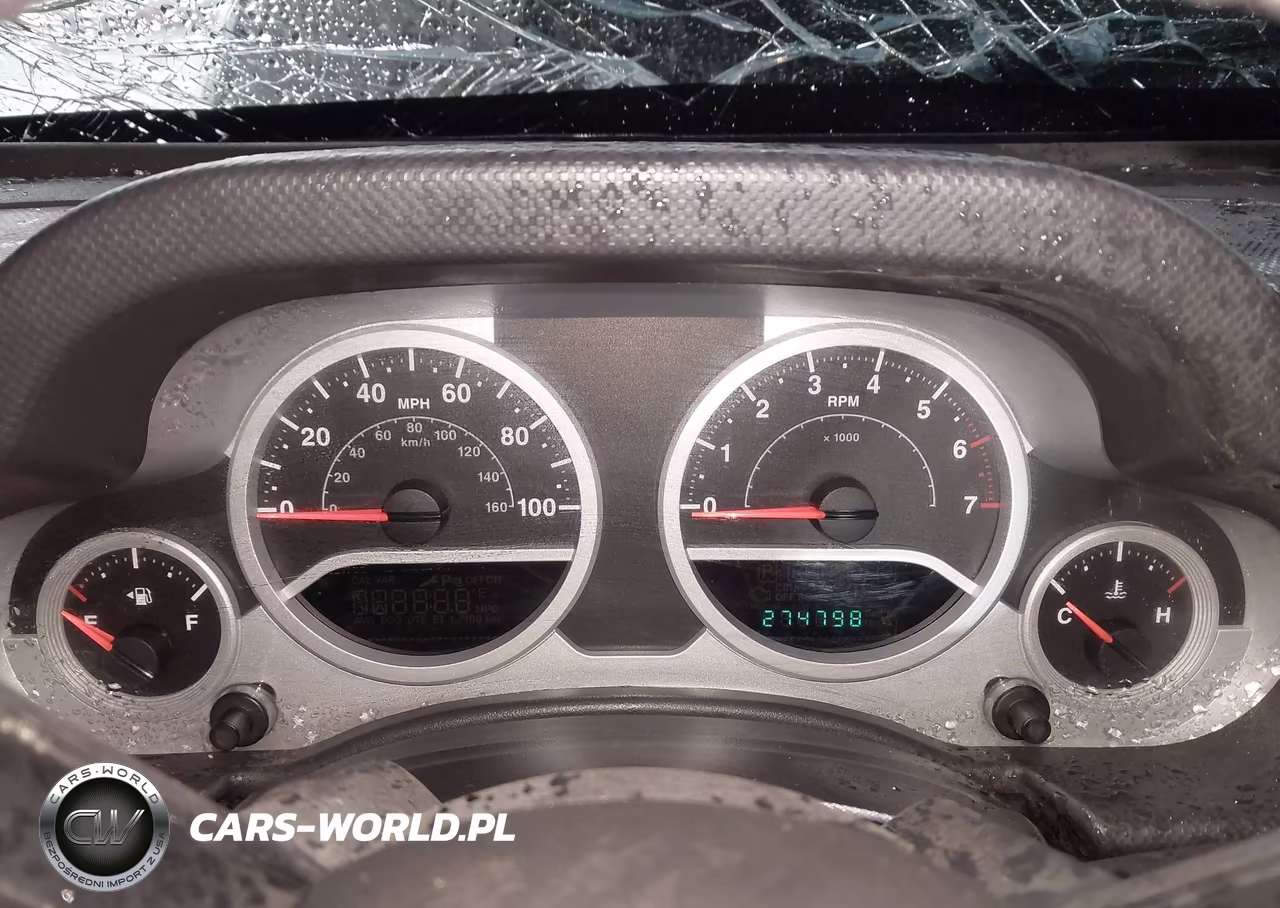 2008 Jeep Wrangler Unlimited Sahara VIN:1J4GA591X8L502488 - 7