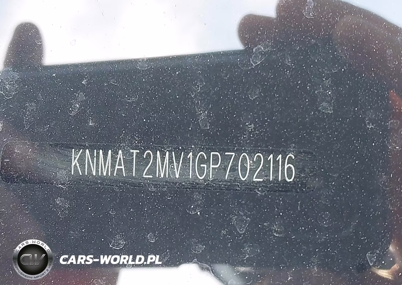 2016 Nissan Rogue Sv VIN:KNMAT2MV1GP702116 - 17