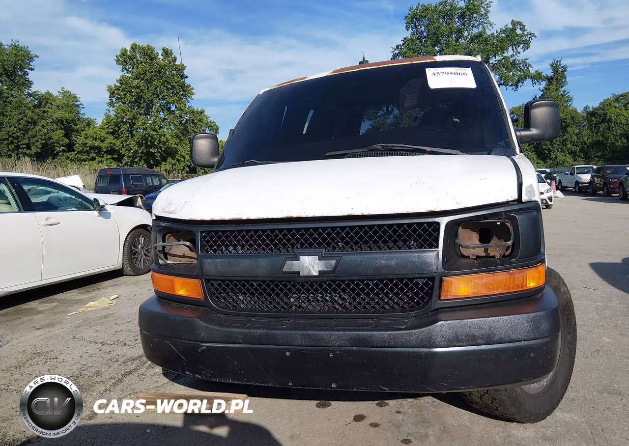 2003 Chevrolet Express VIN:1GCHG35U831118050 - 13