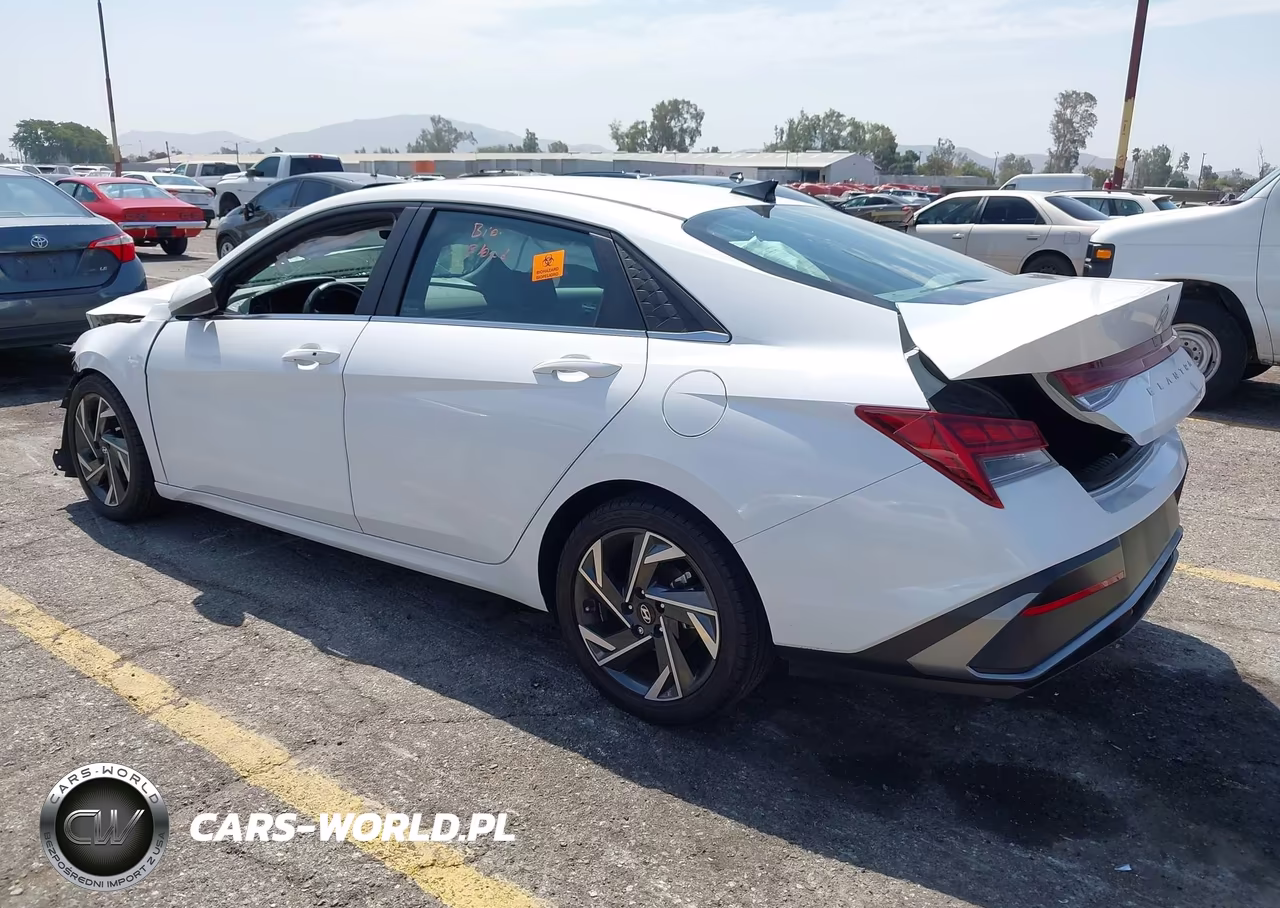2024 Hyundai Elantra Sel VIN:KMHLS4DGXRU642801 - 3