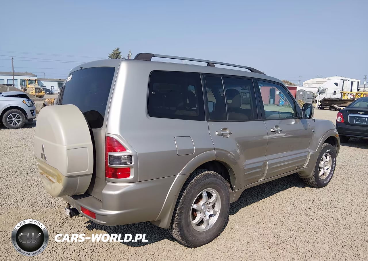 2002 Mitsubishi Montero Limited VIN:JA4MW51R52J023601 - 4