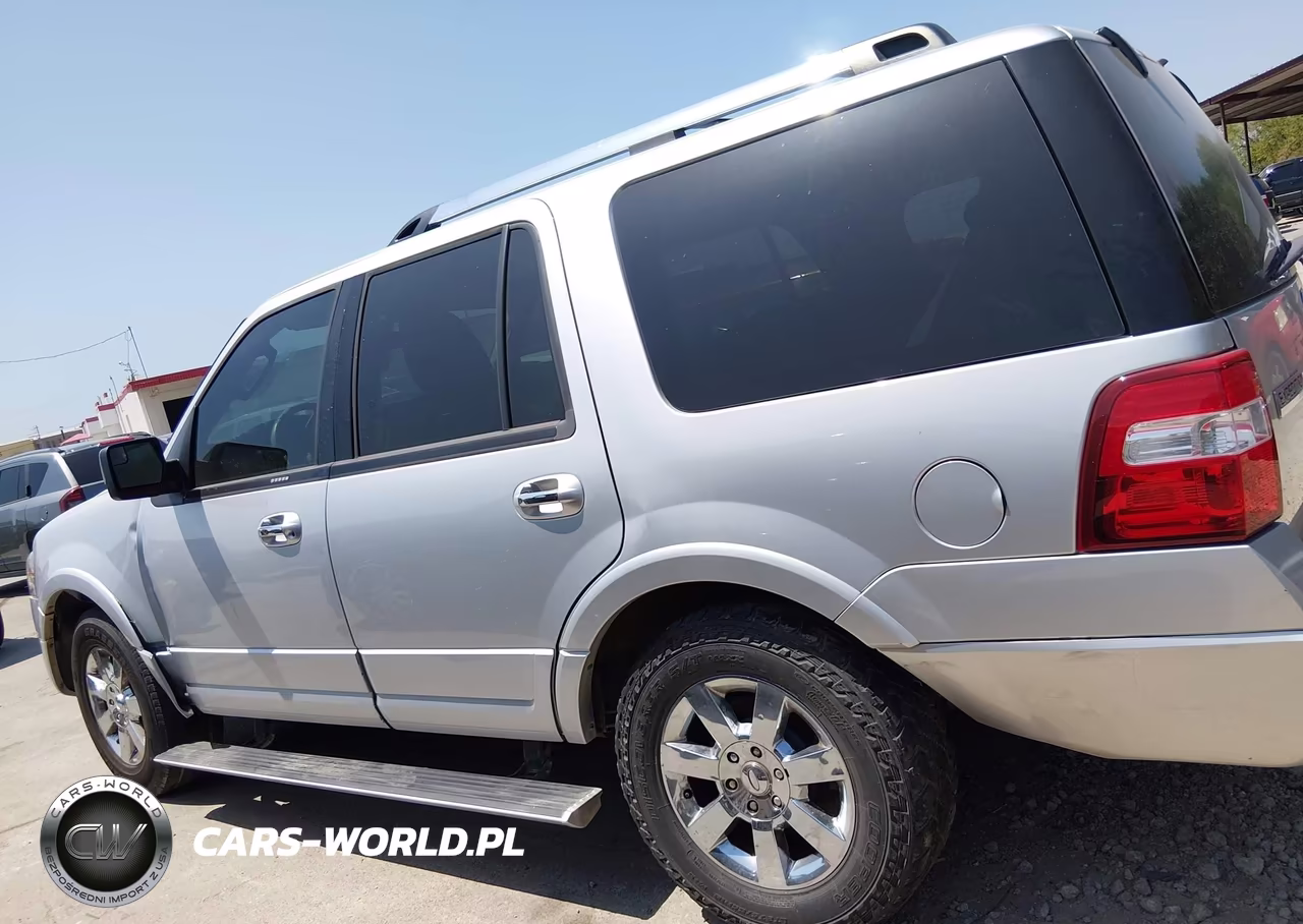 2014 Ford Expedition Limited VIN:1FMJU1K56EEF65415 - 14