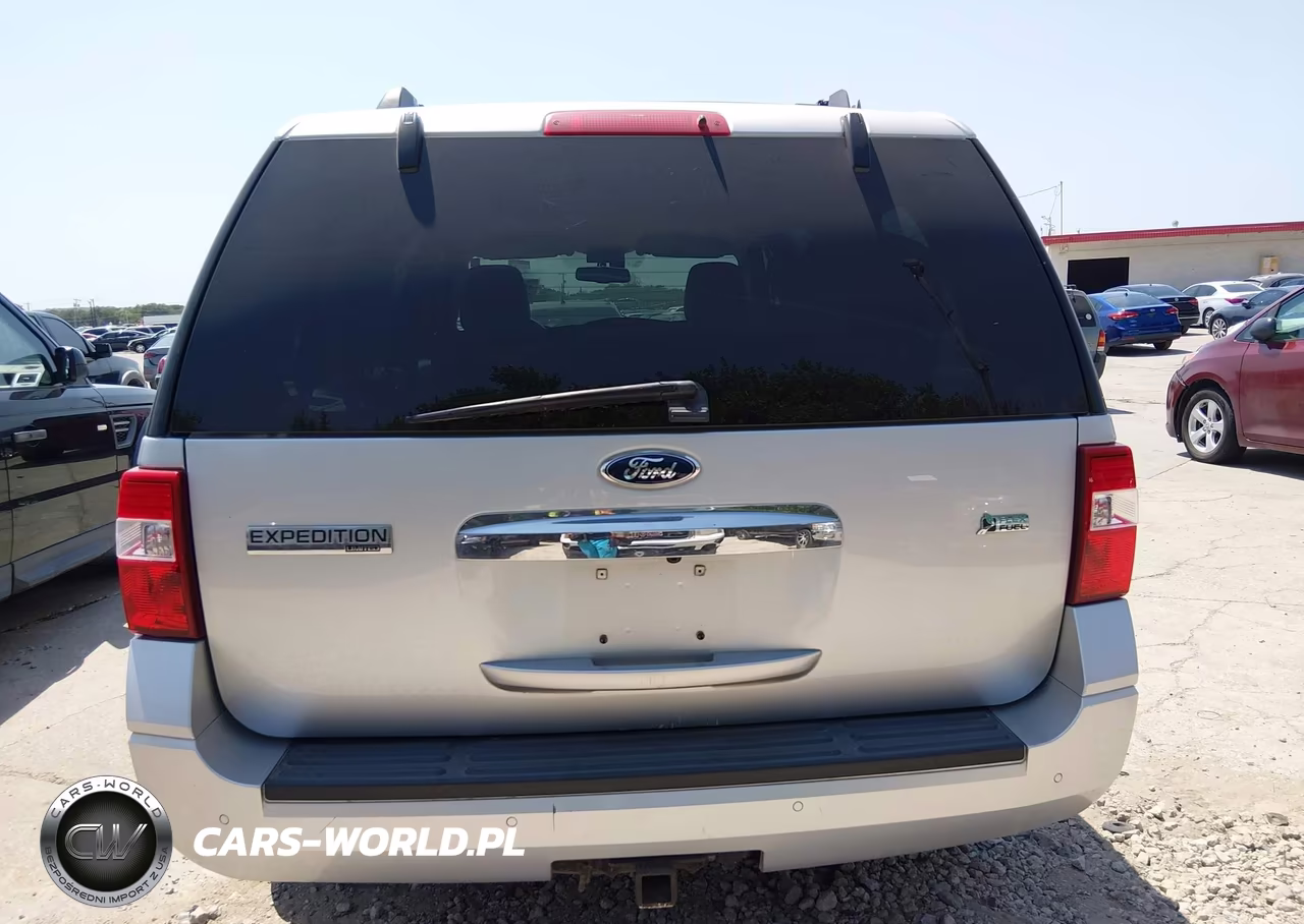 2014 Ford Expedition Limited VIN:1FMJU1K56EEF65415 - 16