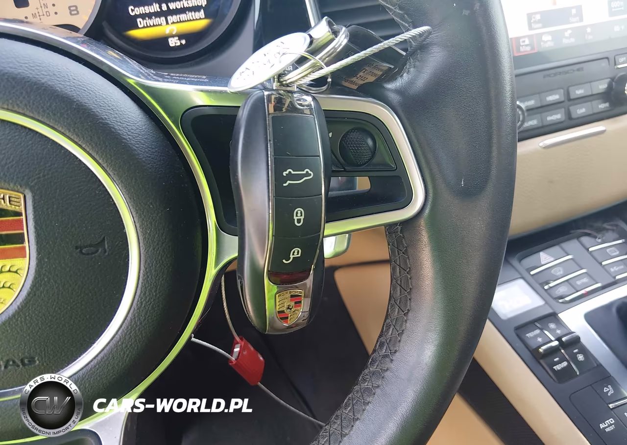 2017 Porsche Macan S VIN:WP1AB2A55HLB18266 - 11