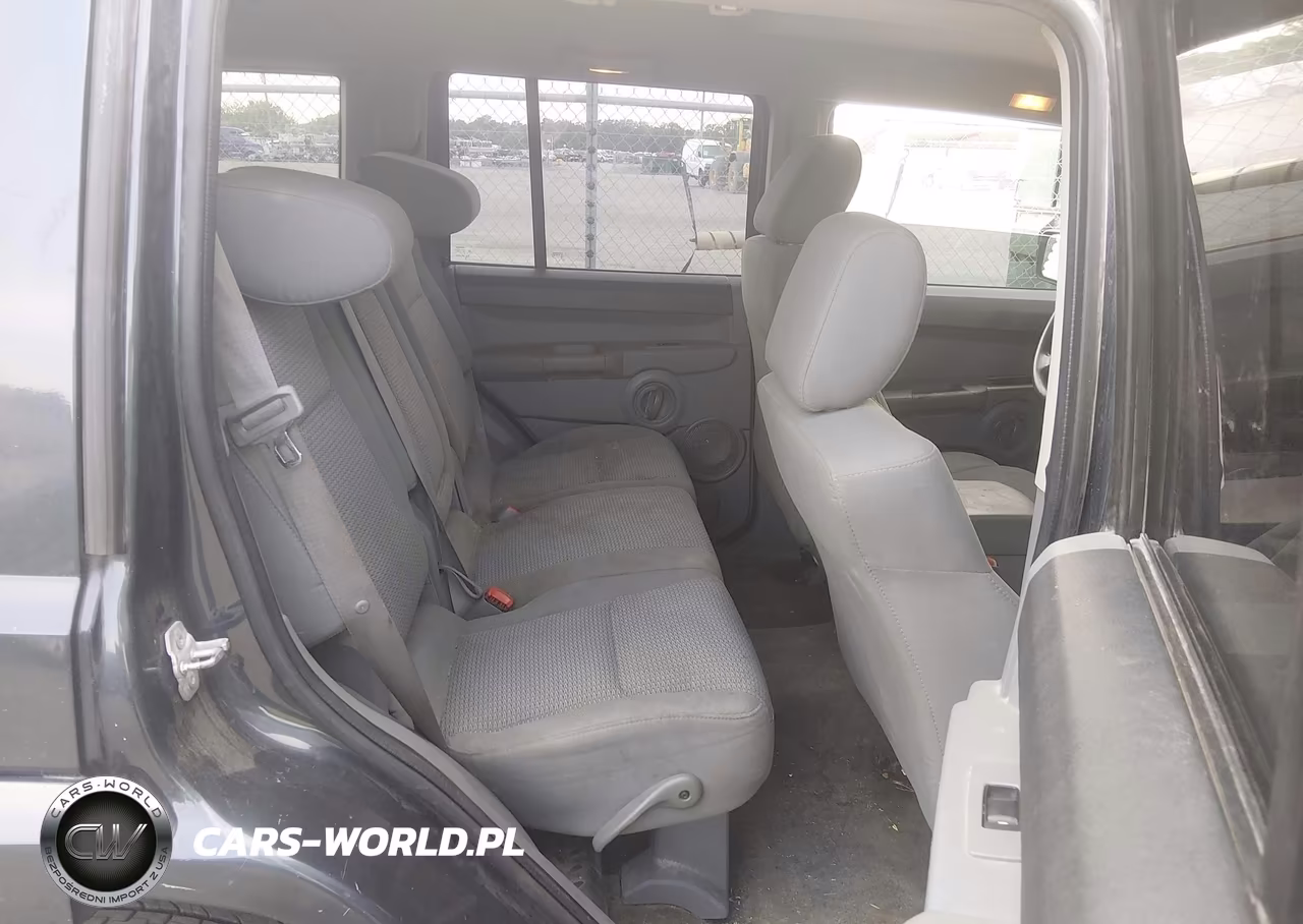 2007 Jeep Commander Sport VIN:1J8HG48K77C690214 - 8