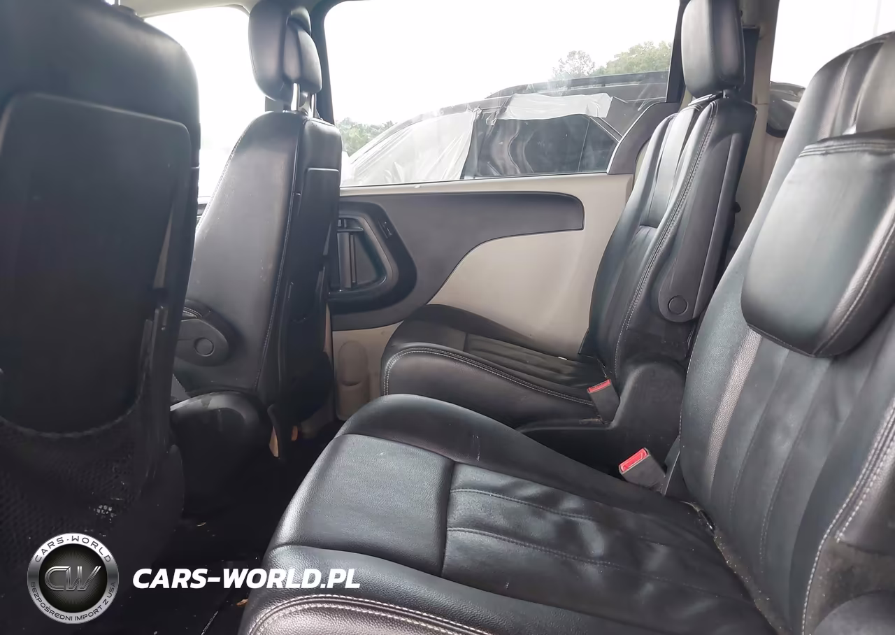 2014 Chrysler Town & Country Touring VIN:2C4RC1BG5ER169667 - 8