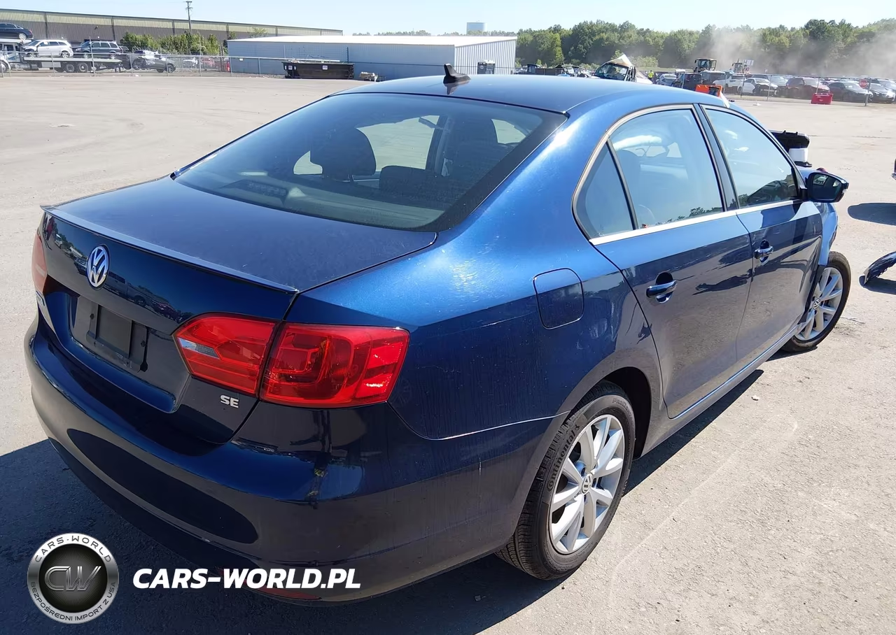 2014 Volkswagen Jetta 1.8T Se VIN:3VWD17AJ7EM209381 - 4