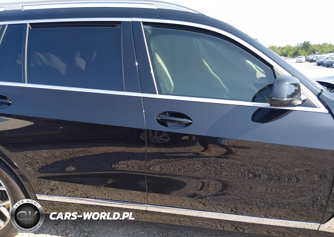 2023 BMW X7 xDrive40I VIN:5UX23EM07P9P21444 - 13