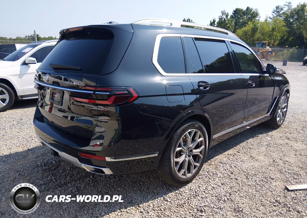 2023 BMW X7 xDrive40I VIN:5UX23EM07P9P21444 - 4