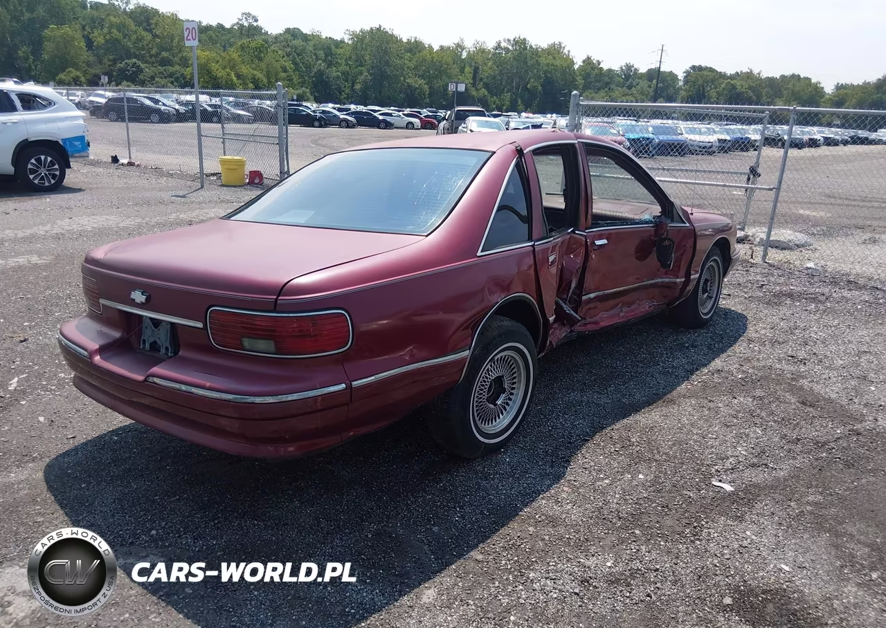 1994 Chevrolet Caprice Classic Ls VIN:1G1BN52W9RR162297 - 4