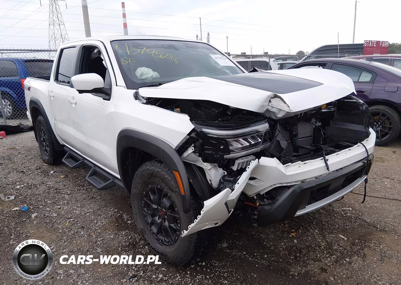 2023 Nissan Frontier Pro-4X 4X4 – zdjęcie 1 z 17