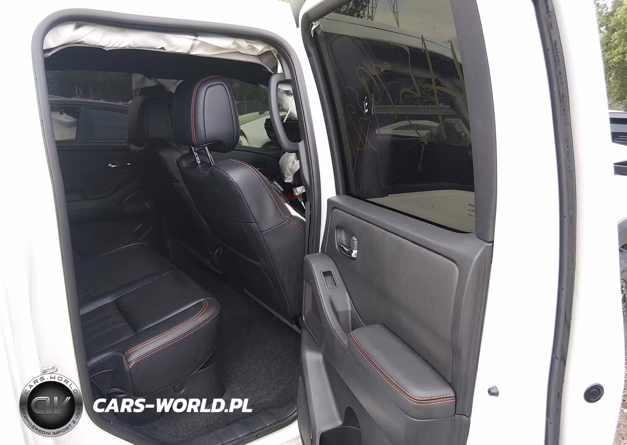 2023 Nissan Frontier Pro-4X 4X4 VIN:1N6ED1EKXPN652631 - 8