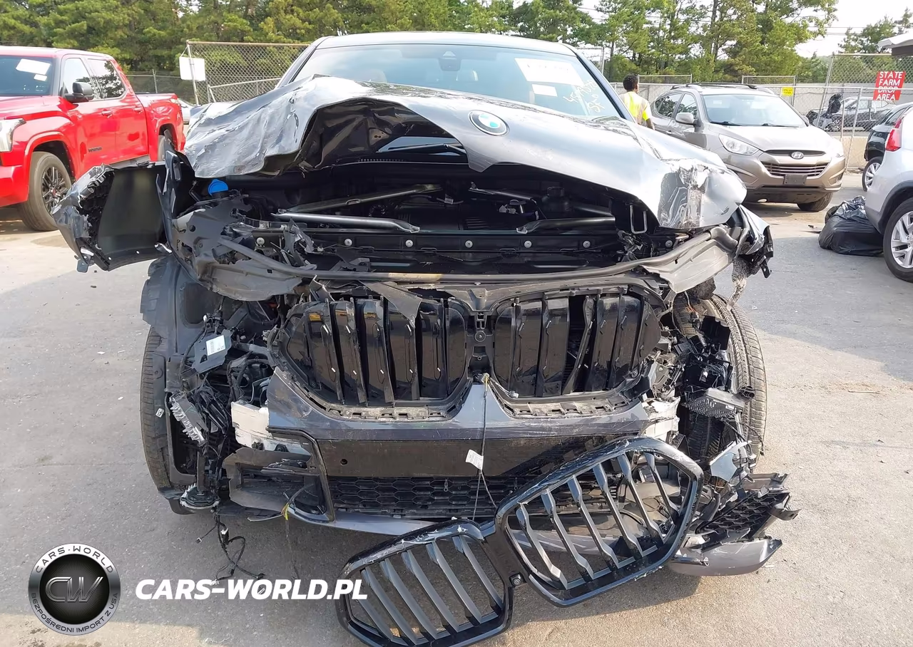 2022 BMW X6 xDrive40I VIN:5UXCY6C01N9M56837 - 12