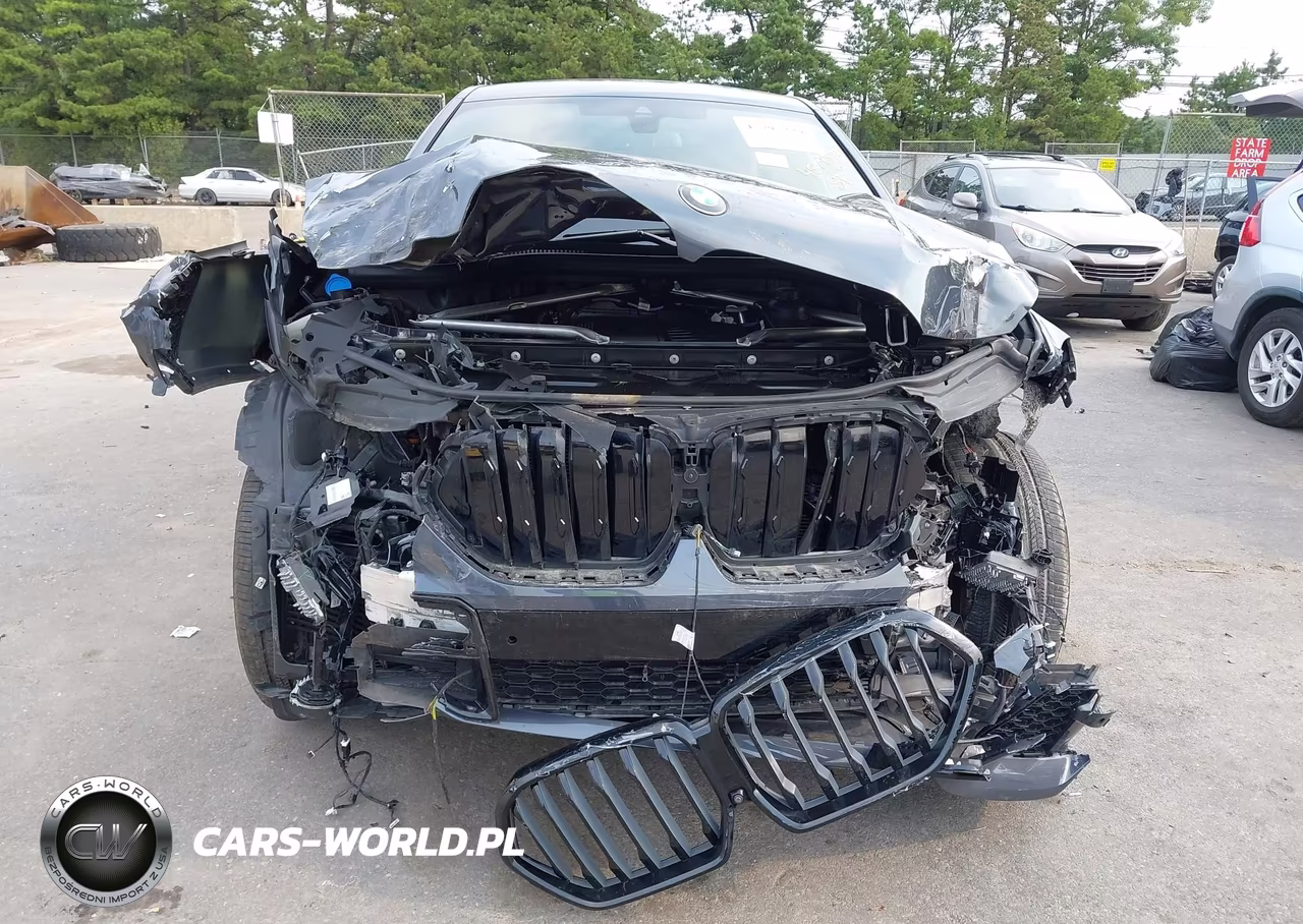 2022 BMW X6 xDrive40I VIN:5UXCY6C01N9M56837 - 6