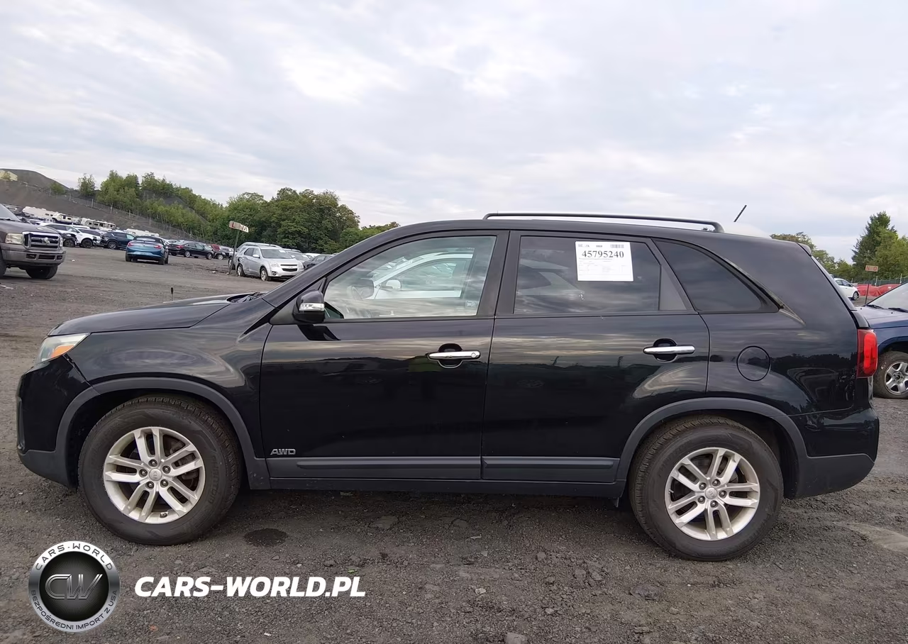 2014 Kia Sorento Lx VIN:5XYKTCA62EG450271 - 14
