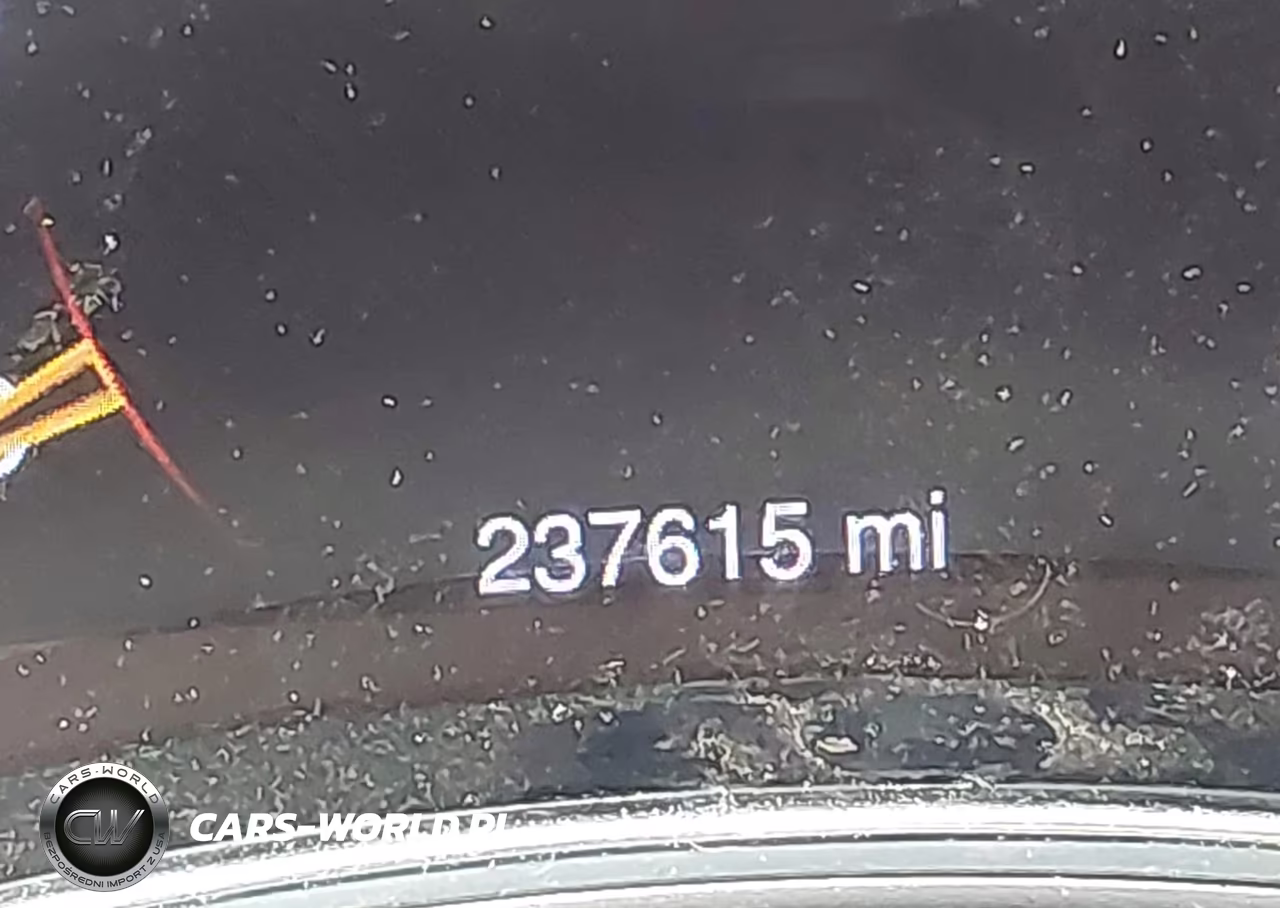 2014 Jeep Grand Cherokee Laredo VIN:1C4RJEAG4EC207123 - 15