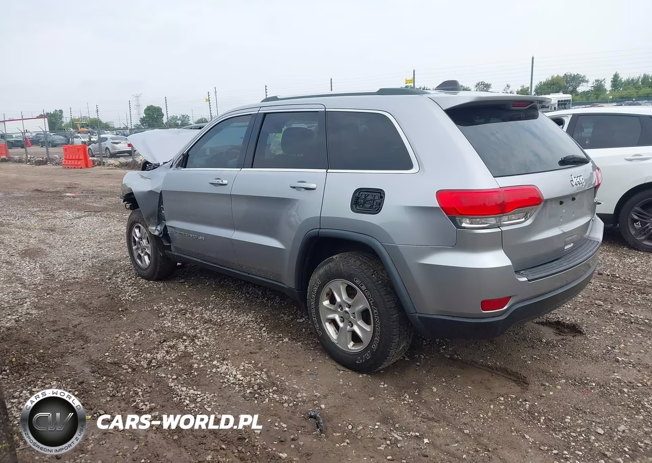 2014 Jeep Grand Cherokee Laredo VIN:1C4RJEAG4EC207123 - 3