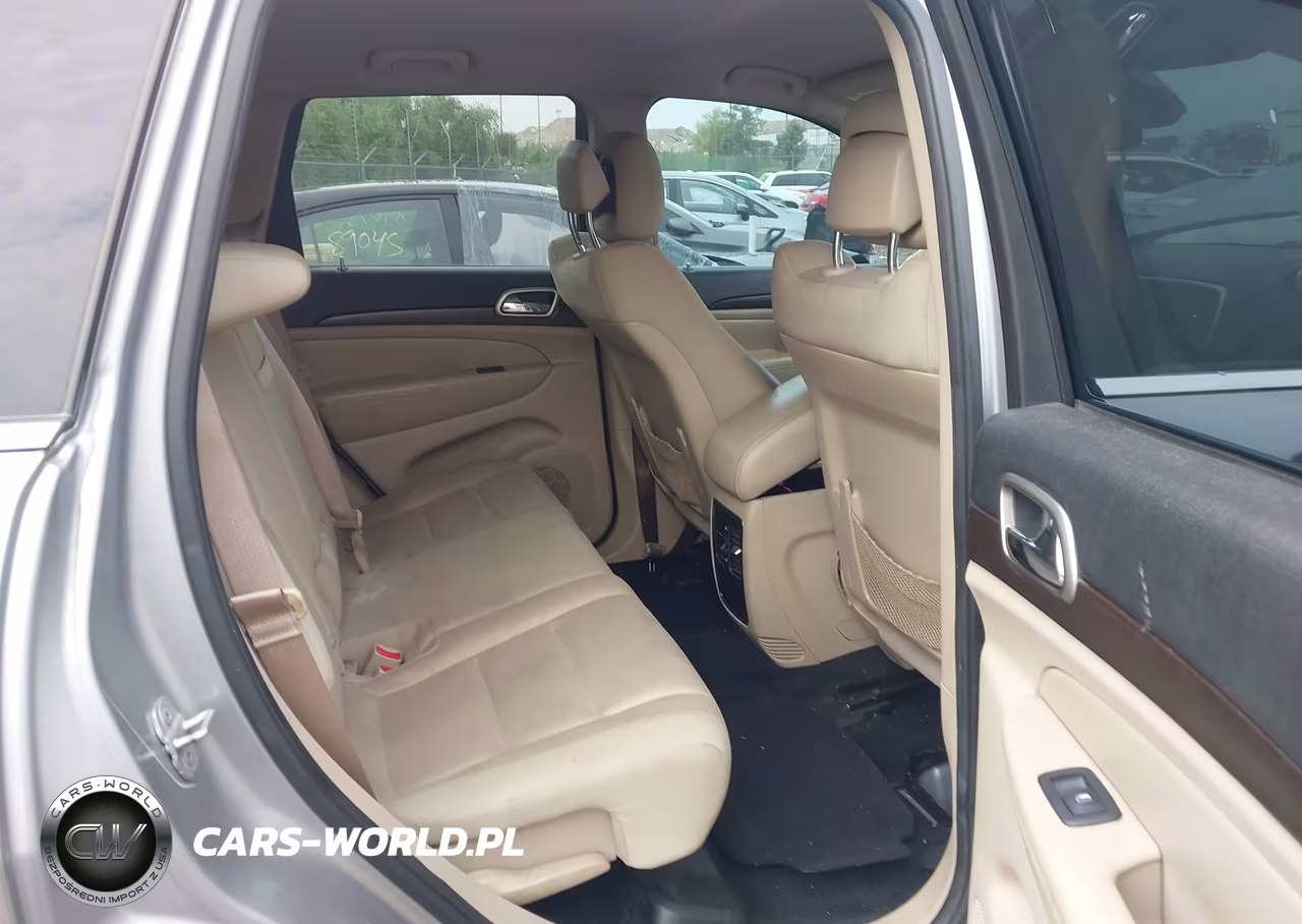 2014 Jeep Grand Cherokee Laredo VIN:1C4RJEAG4EC207123 - 8
