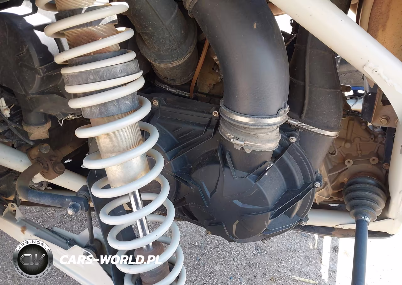2023 Can-Am Maverick X3 X Rs Turbo Rr VIN:3JBVXAV29PE000701 - 9