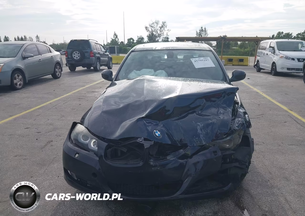 2010 BMW 328I xDrive VIN:WBAPK5C5XAA648113 - 13