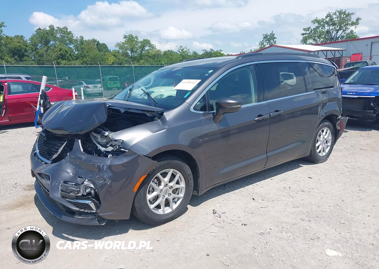 2022 Chrysler Pacifica Touring L VIN:2C4RC1BG9NR176525 - 2