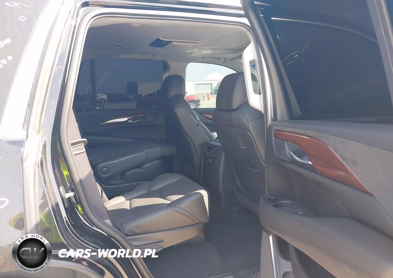 2015 Cadillac Escalade Luxury VIN:1GYS3MKJ1FR738594 - 8