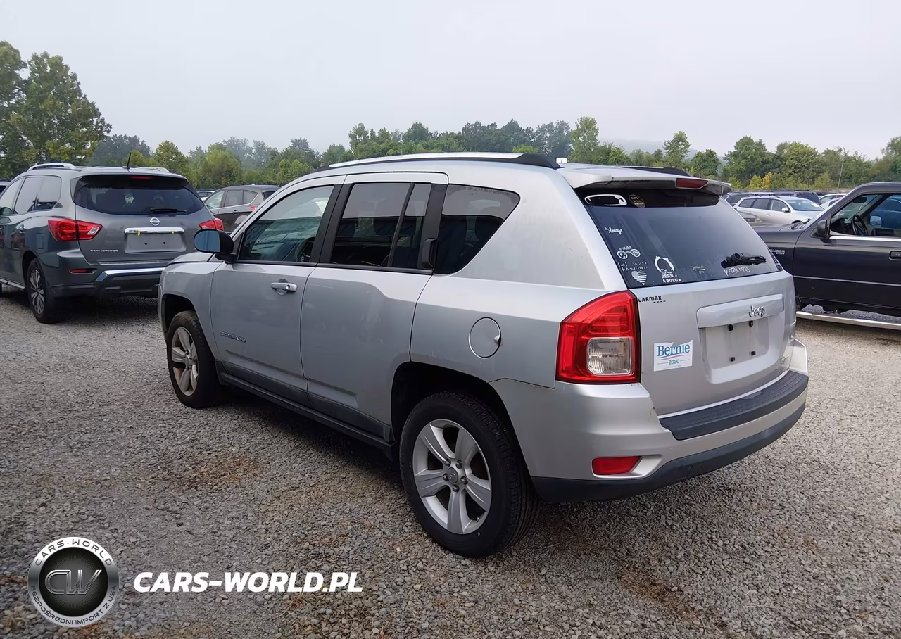 2011 Jeep Compass VIN:1J4NT1FB1BD193051 - 3