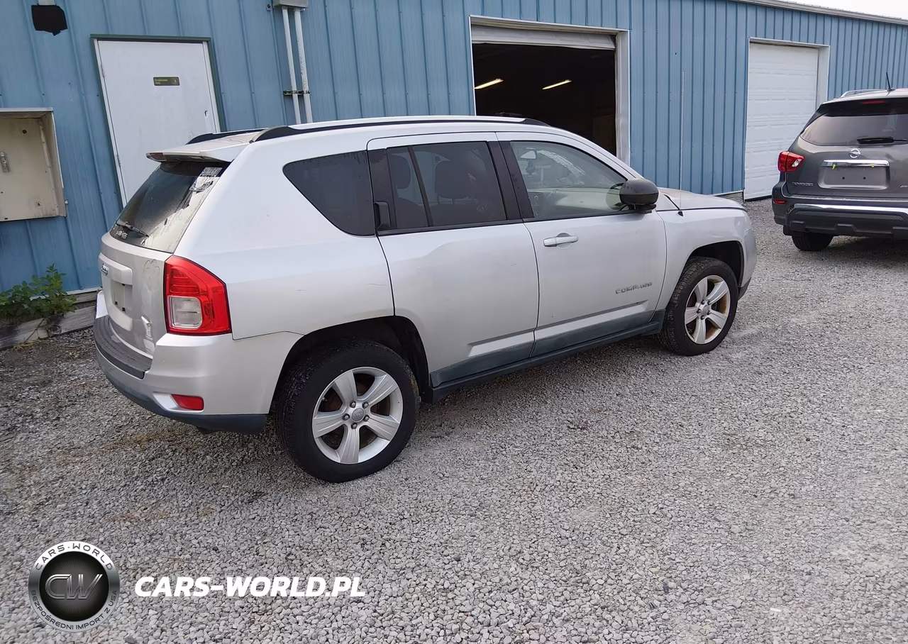 2011 Jeep Compass VIN:1J4NT1FB1BD193051 - 4