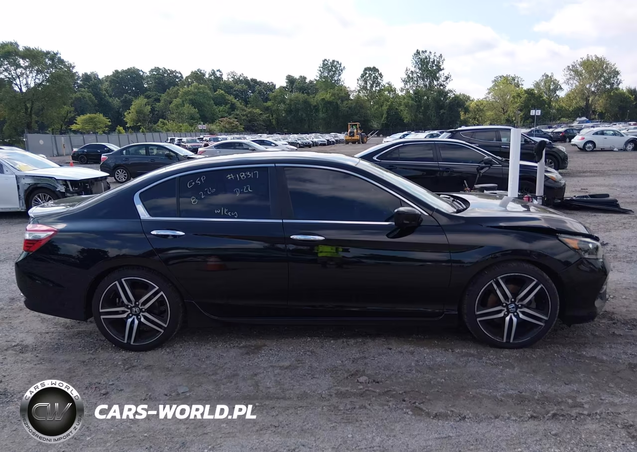 2017 Honda Accord Sport Se VIN:1HGCR2F13HA057122 - 13
