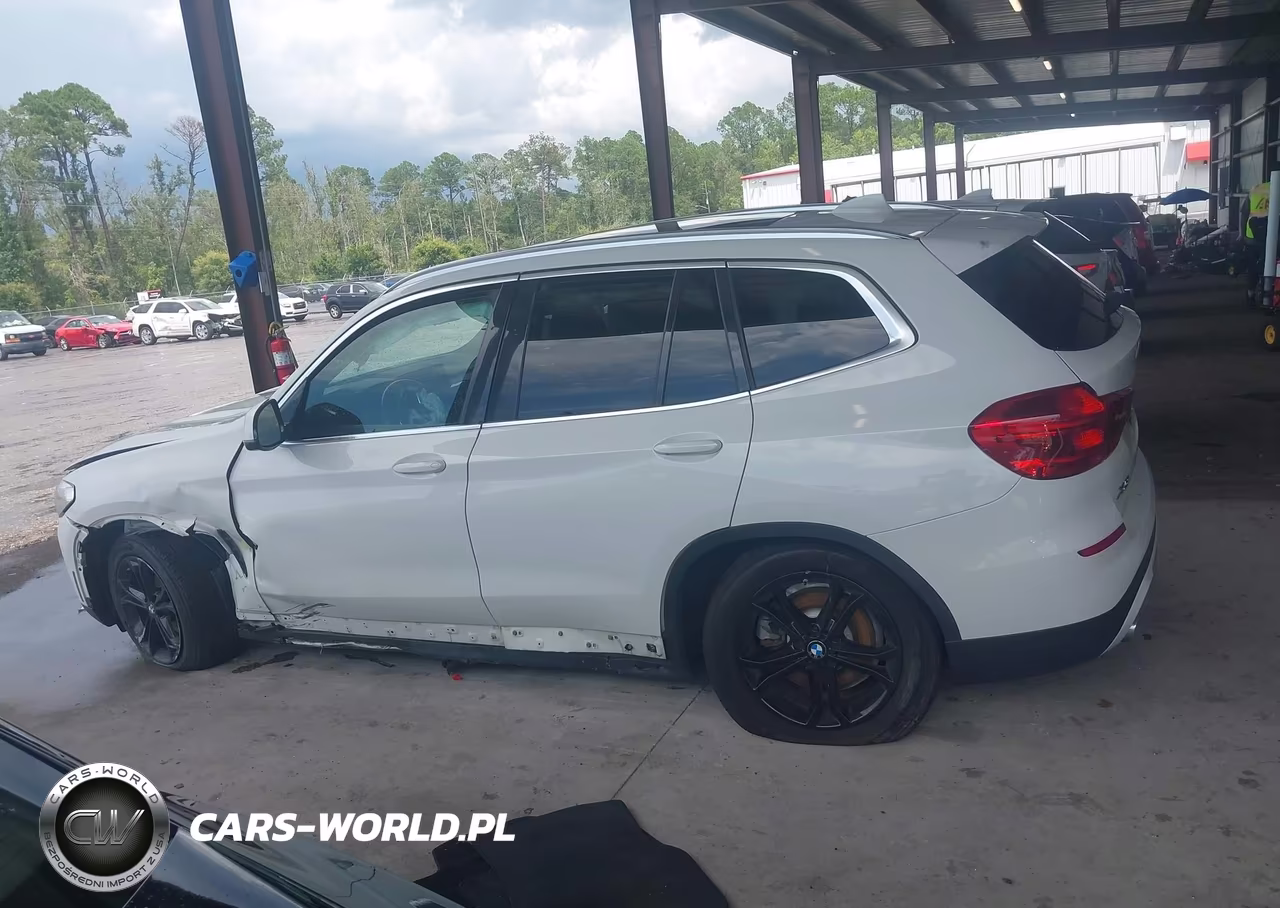 2019 BMW X3 xDrive30I VIN:5UXTR9C50KLD90969 - 14