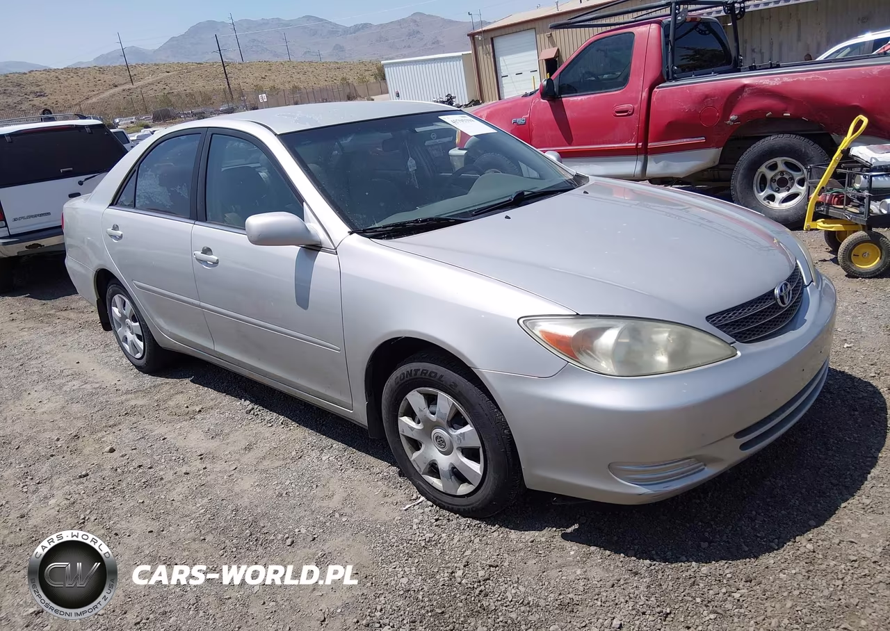 2004 Toyota Camry Le
