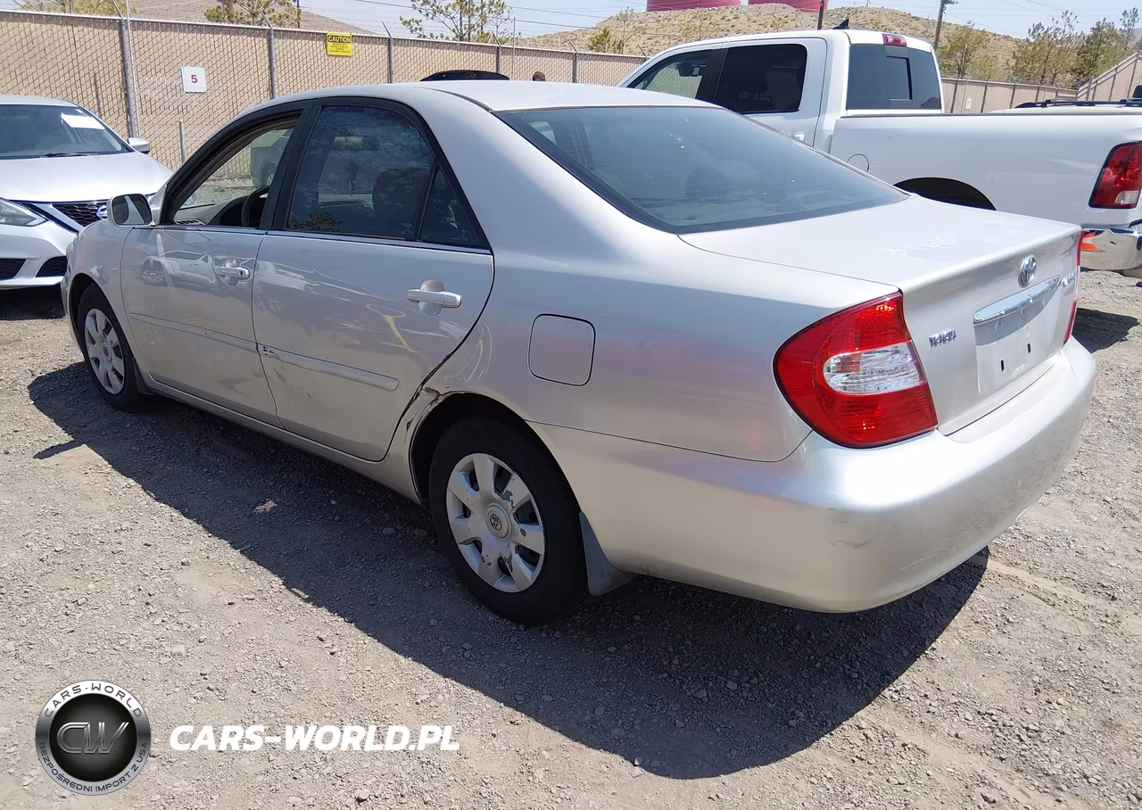 2004 Toyota Camry Le VIN:4T1BE32K54U816397 - 3