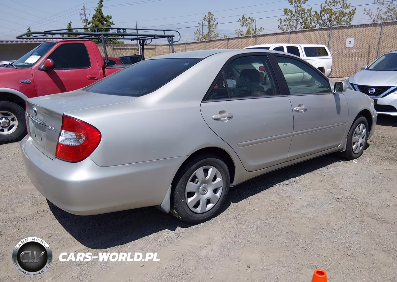 2004 Toyota Camry Le VIN:4T1BE32K54U816397 - 4