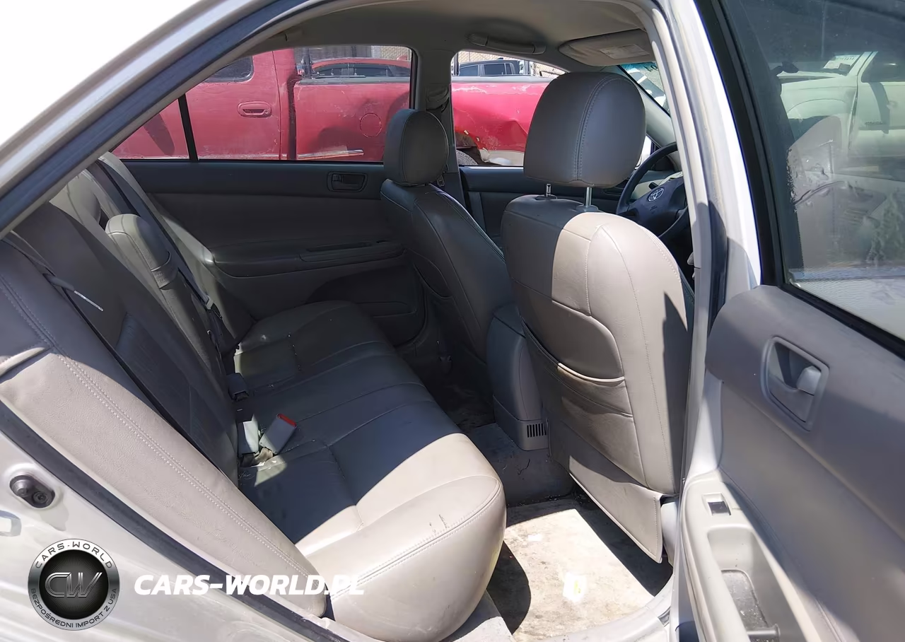 2004 Toyota Camry Le VIN:4T1BE32K54U816397 - 8