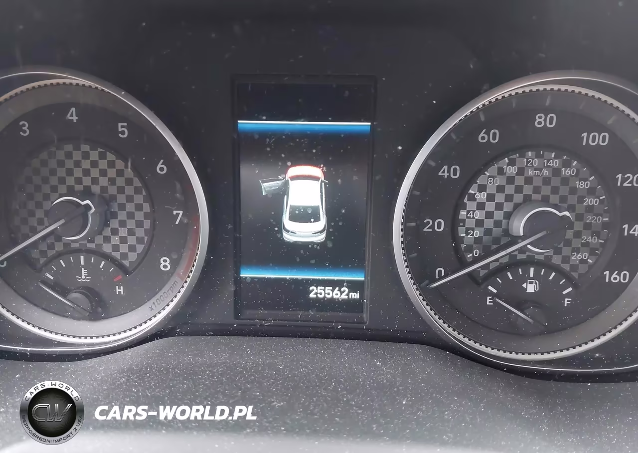 2020 Hyundai Elantra Limited VIN:5NPD84LF7LH607067 - 7