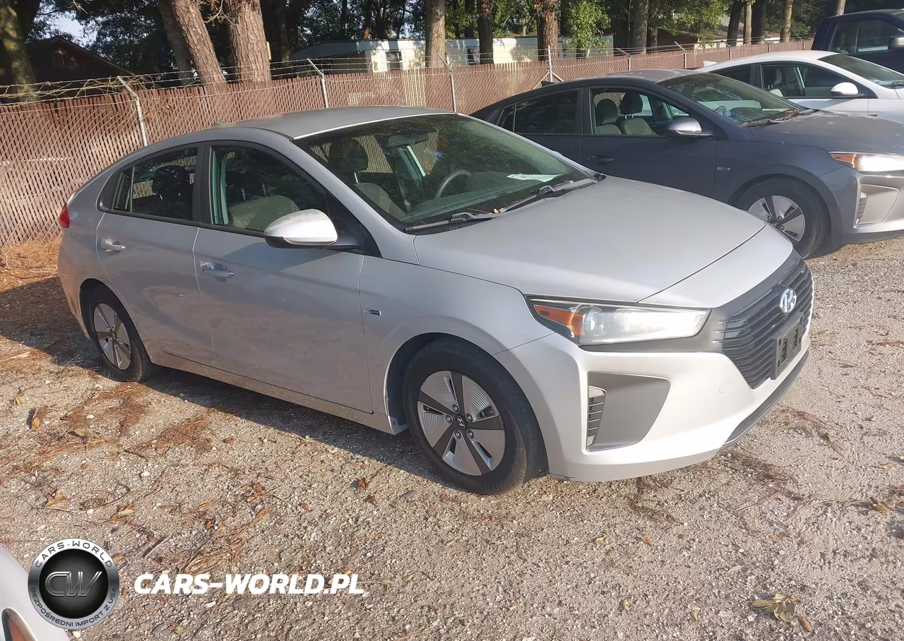 2018 Hyundai Ioniq Hybrid Blue VIN:KMHC65LCXJU099897 - 1