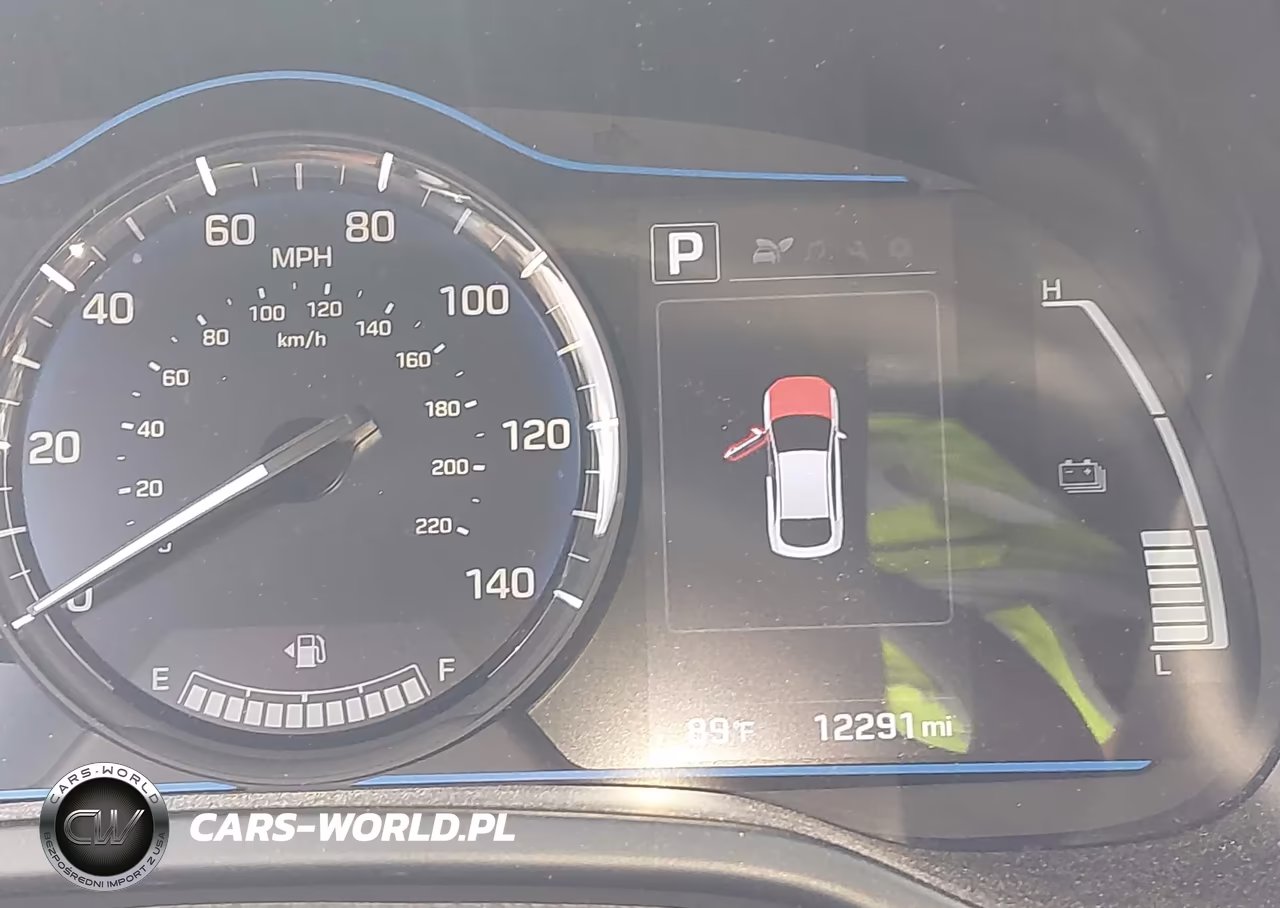 2018 Hyundai Ioniq Hybrid Blue VIN:KMHC65LCXJU099897 - 17
