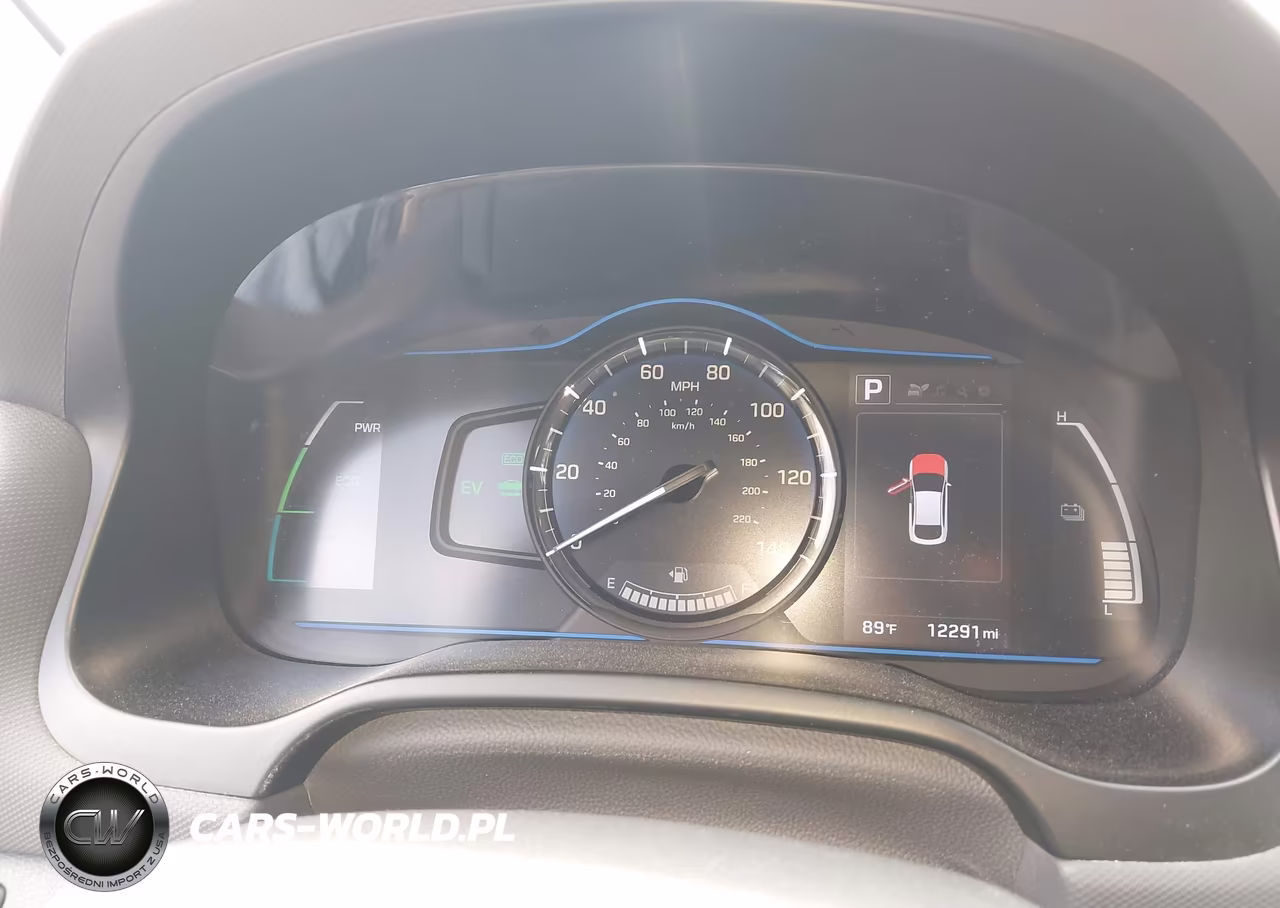 2018 Hyundai Ioniq Hybrid Blue VIN:KMHC65LCXJU099897 - 7