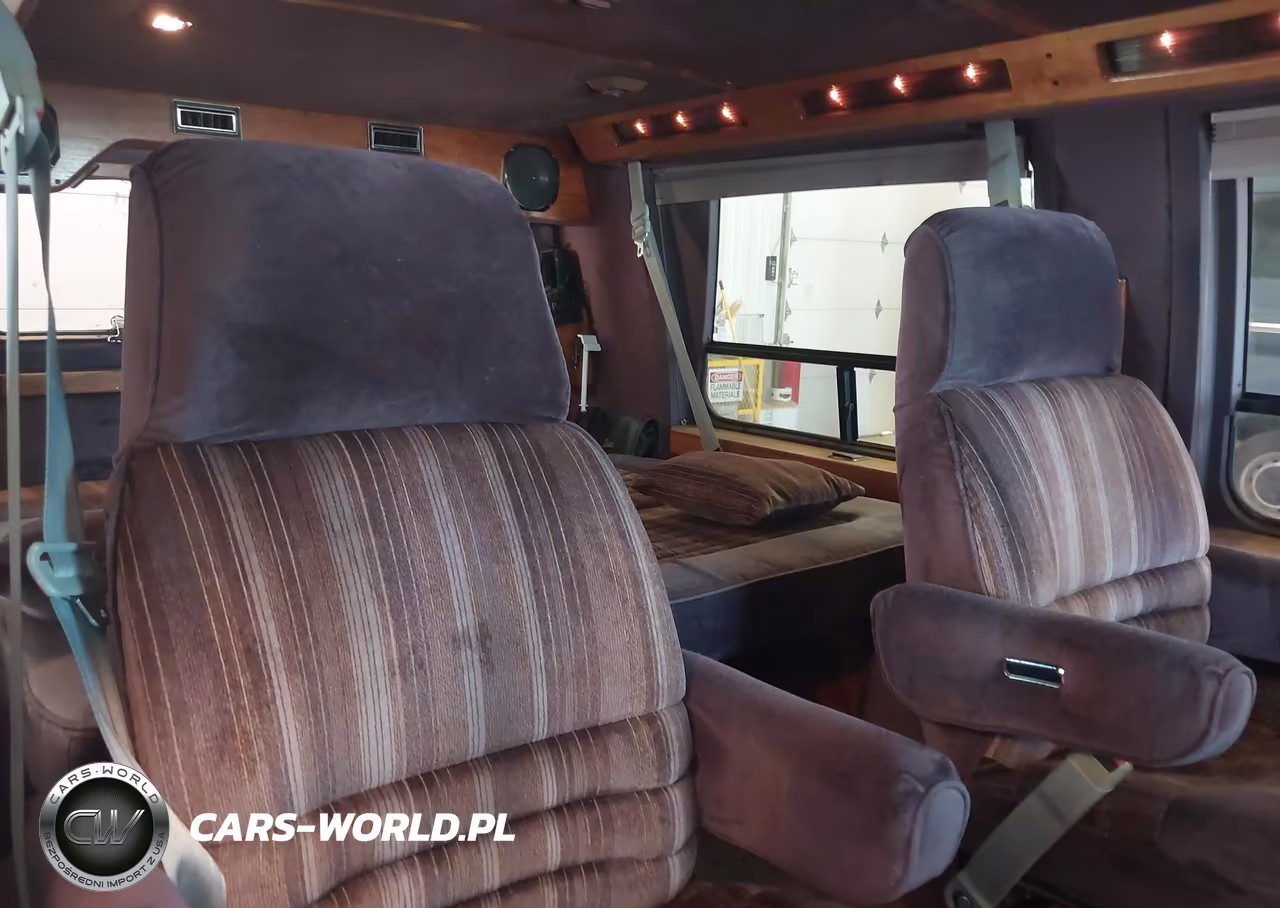 1993 GMC Rally Wagon - Van G2500 VIN:1GDEG25K3PF511731 - 8