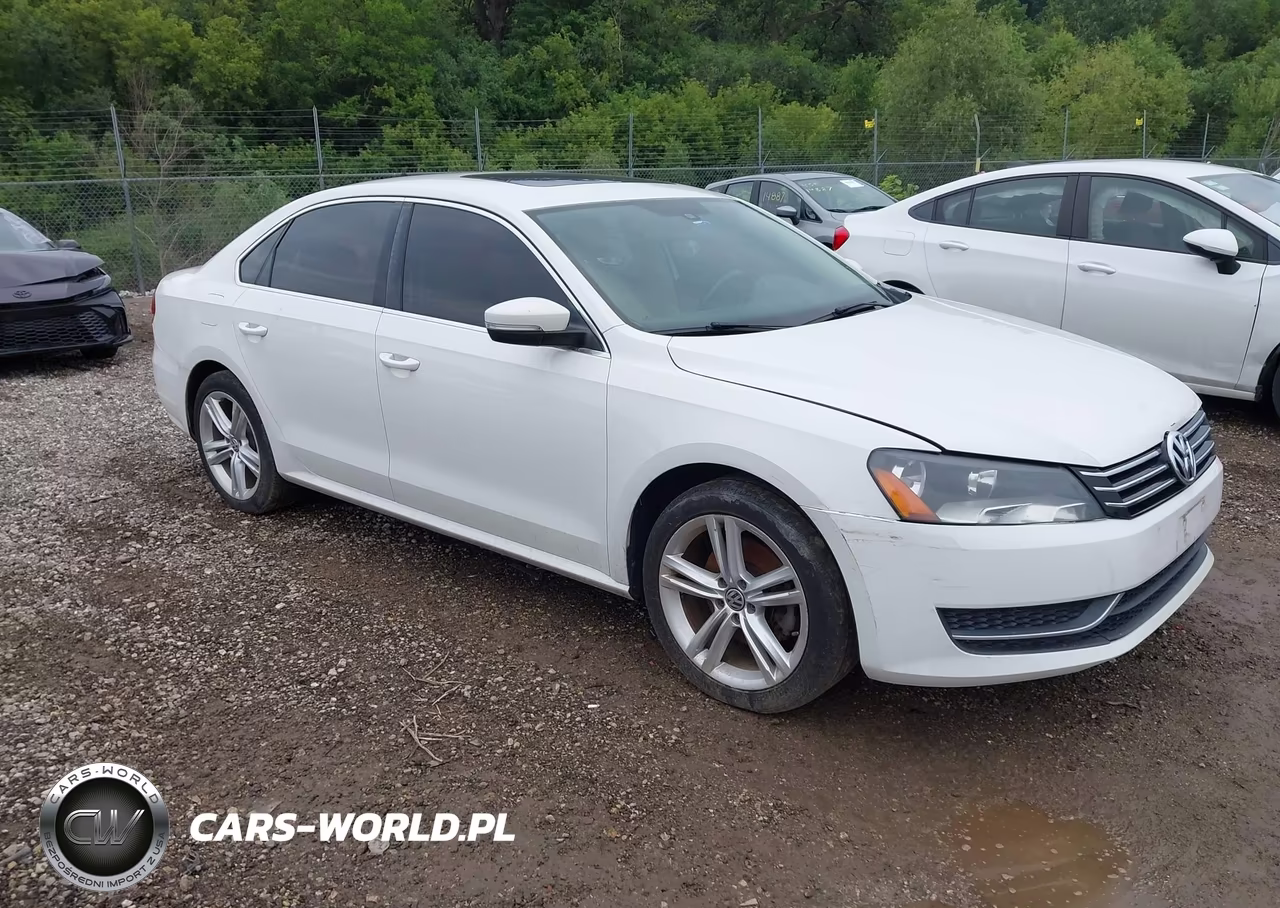 2014 Volkswagen Passat 1.8T Se – zdjęcie 1 z 11