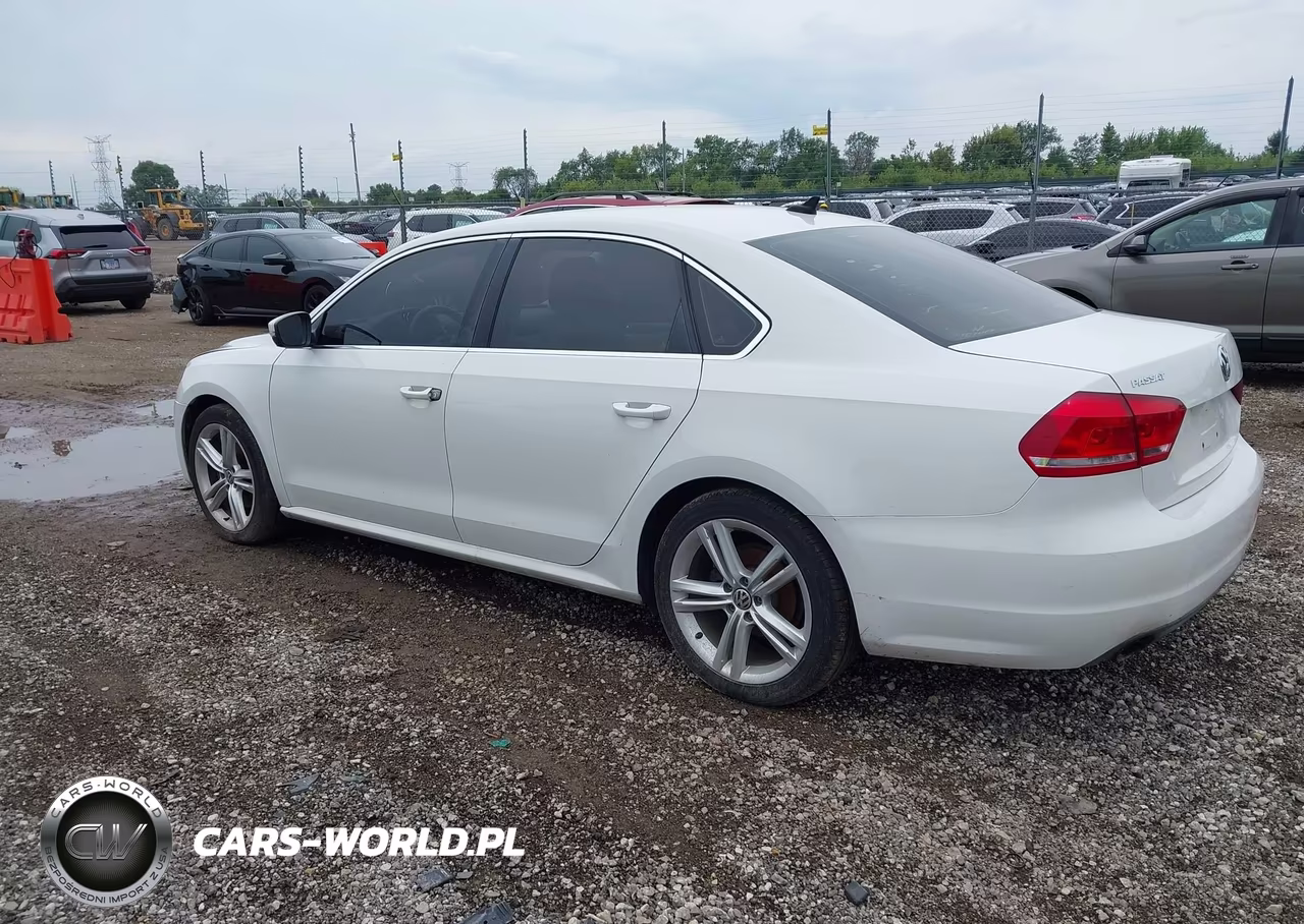 2014 Volkswagen Passat 1.8T Se VIN:1VWBS7A38EC061913 - 3
