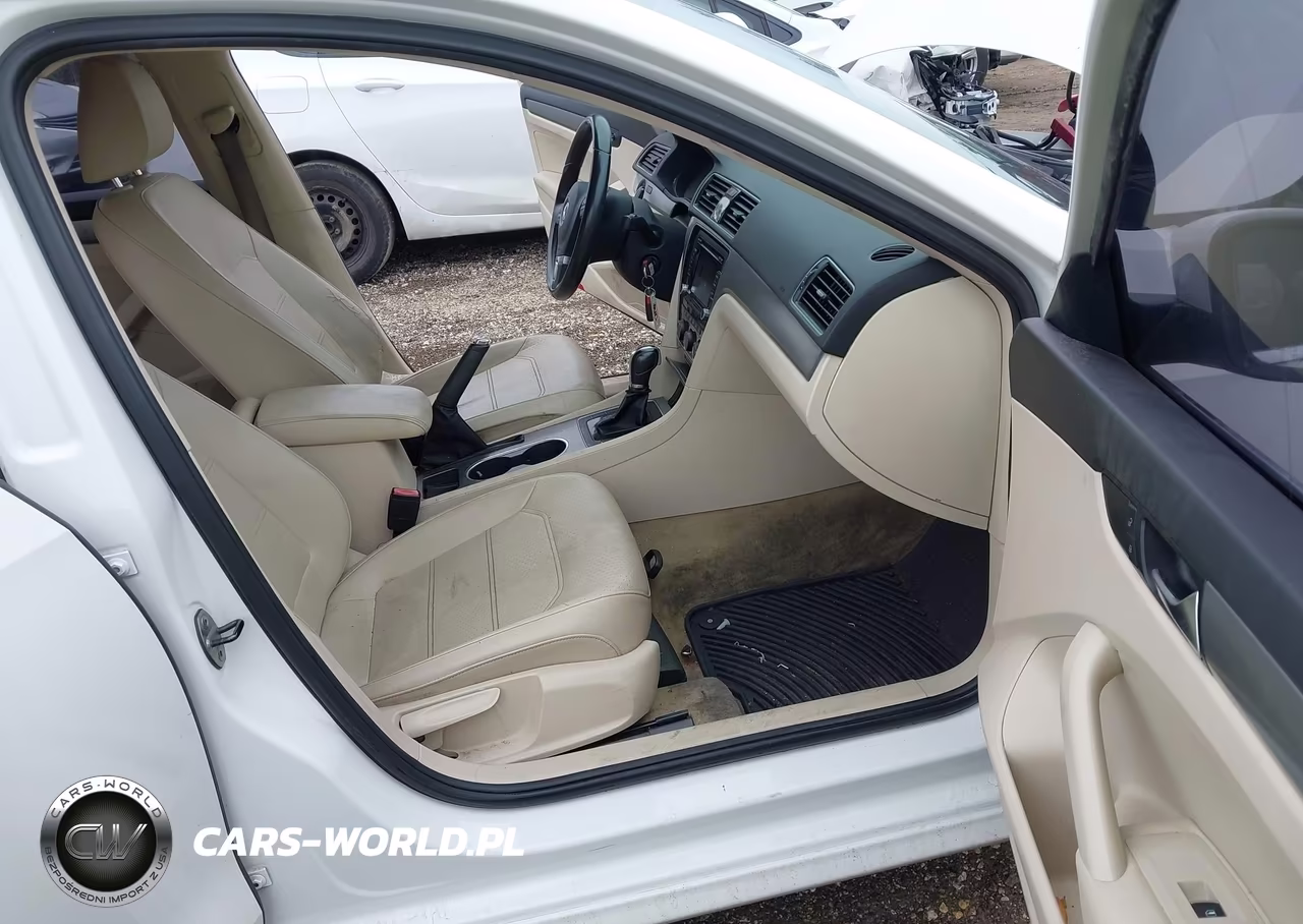 2014 Volkswagen Passat 1.8T Se VIN:1VWBS7A38EC061913 - 5