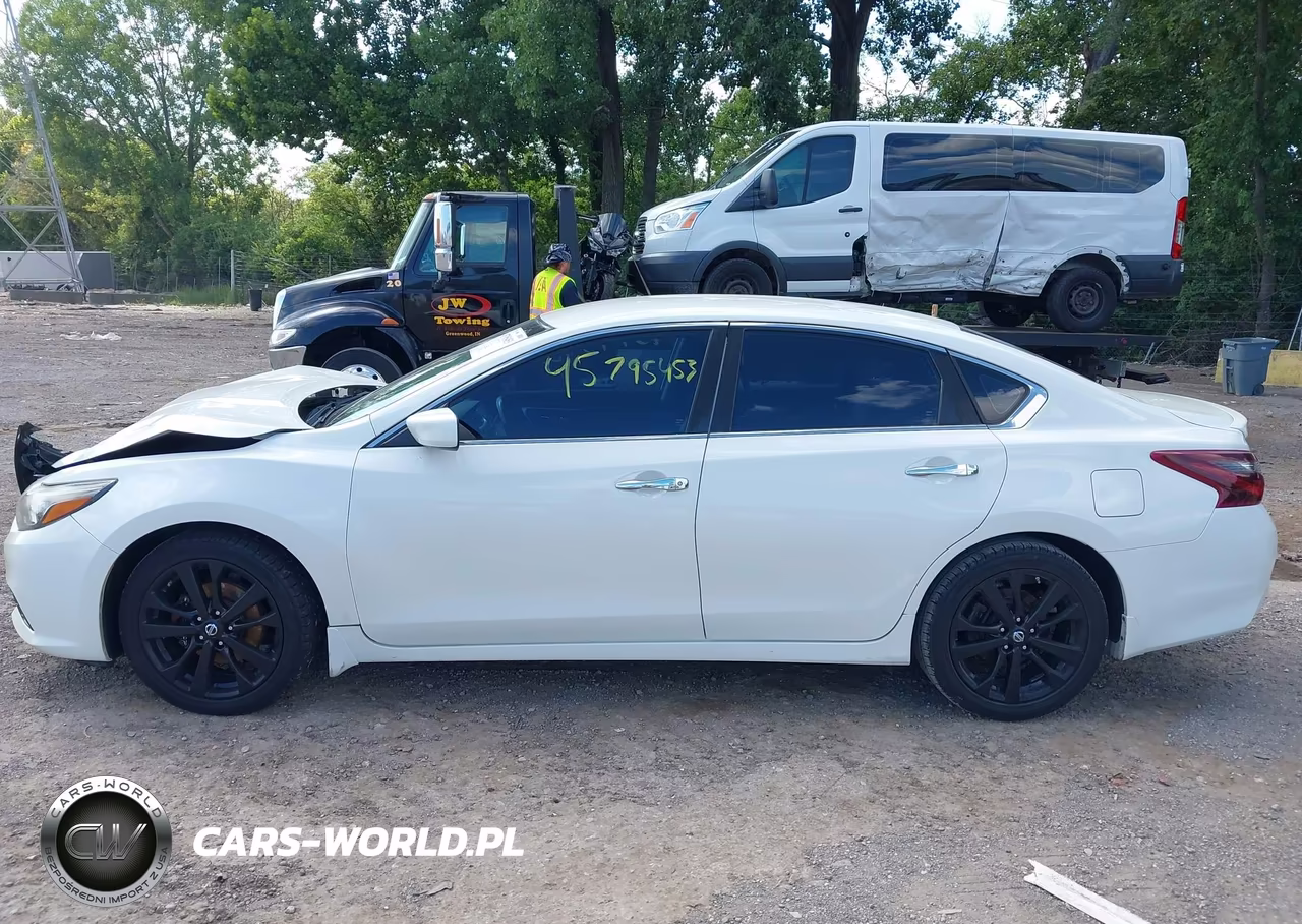2017 Nissan Altima 2.5 Sr VIN:1N4AL3AP1HN306069 - 13