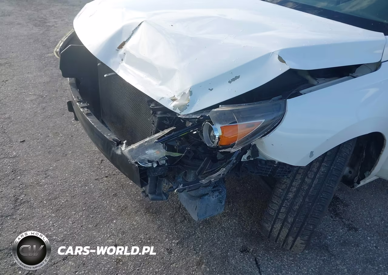 2018 Hyundai Elantra Gt VIN:KMHH35LE9JU010157 - 18