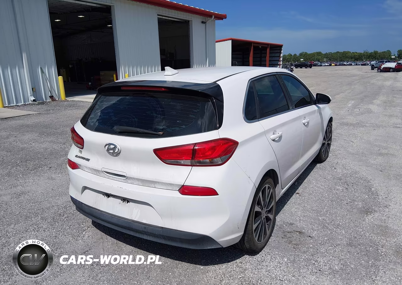 2018 Hyundai Elantra Gt VIN:KMHH35LE9JU010157 - 4